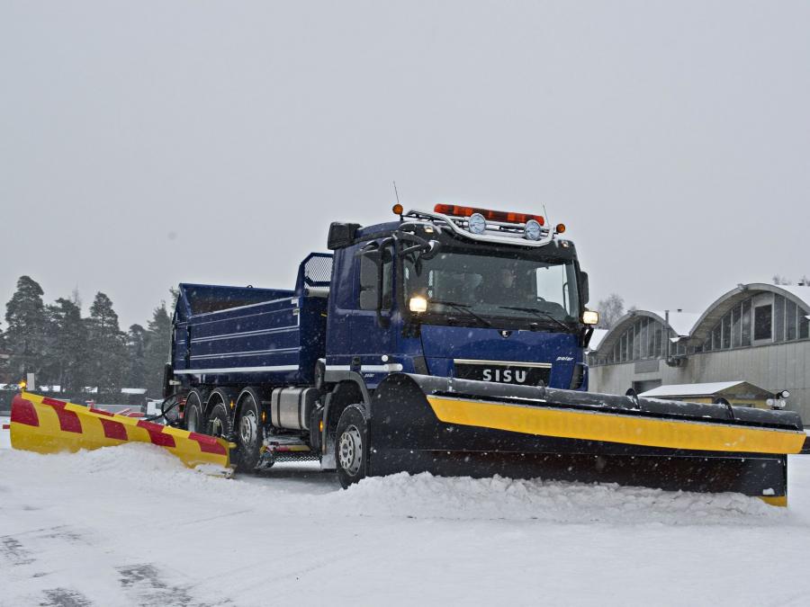  Sisu Polar 8x4 Tipper 2010 года  (фото 3 из 15)